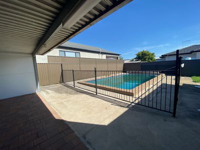 43 Dunbier Avenue, Lurnea