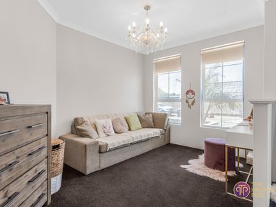 13 Teakwood Loop, Thornlie