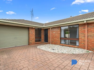 2 / 6 Nandina Court, Strathdale