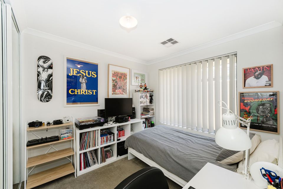 18 Yandal Way, Golden Bay