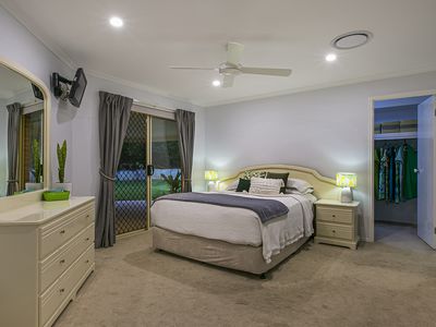 13 Hughendon Court, Deception Bay
