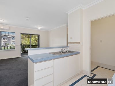11  /  49-53 Bronte Street, East Perth
