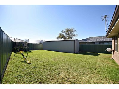 63 Catherine Drive, Dubbo