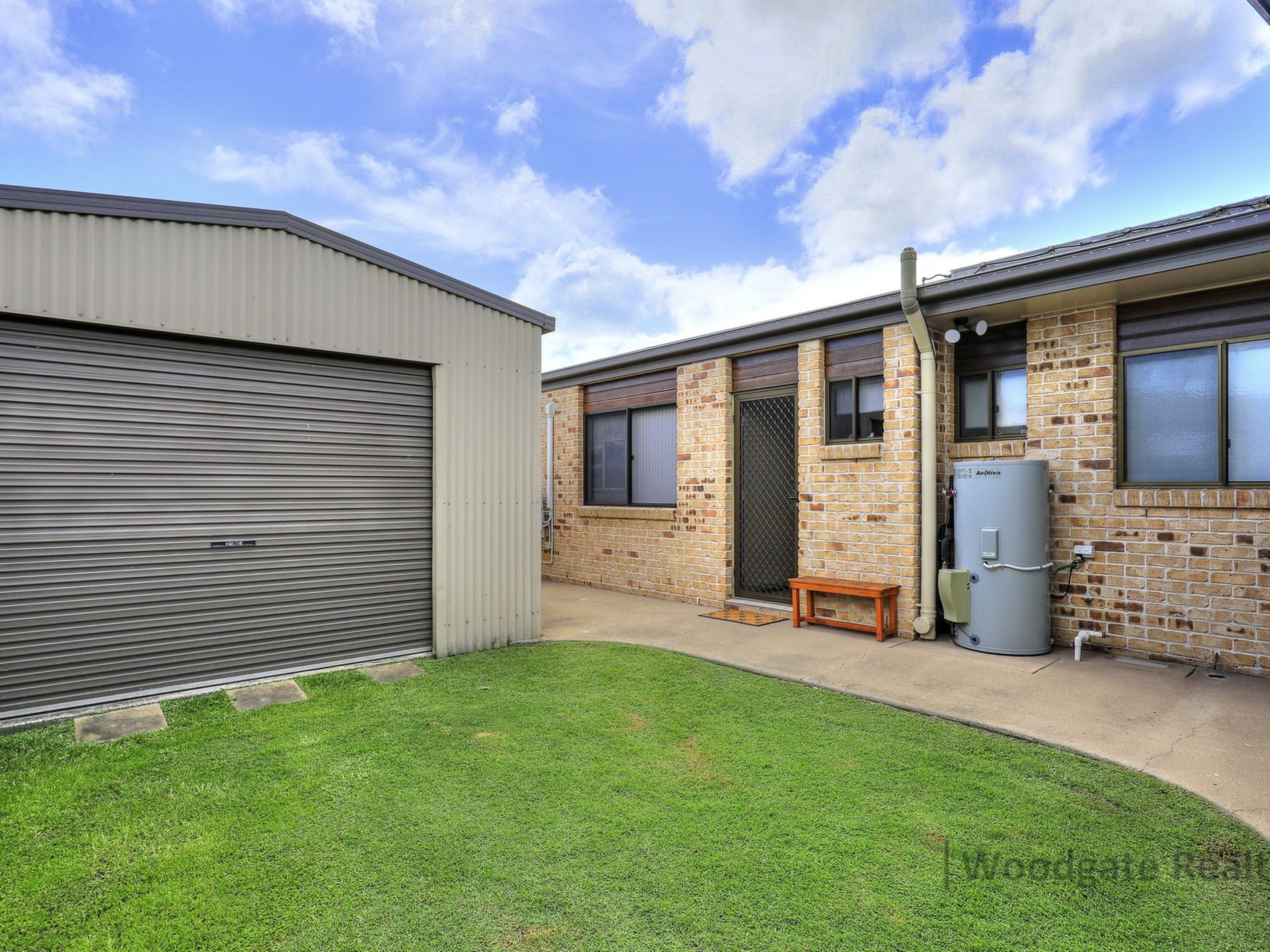 9 Sunset Avenue, Woodgate