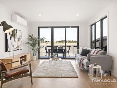 19 CRICKLEWOOD CIRCUIT, Narre Warren