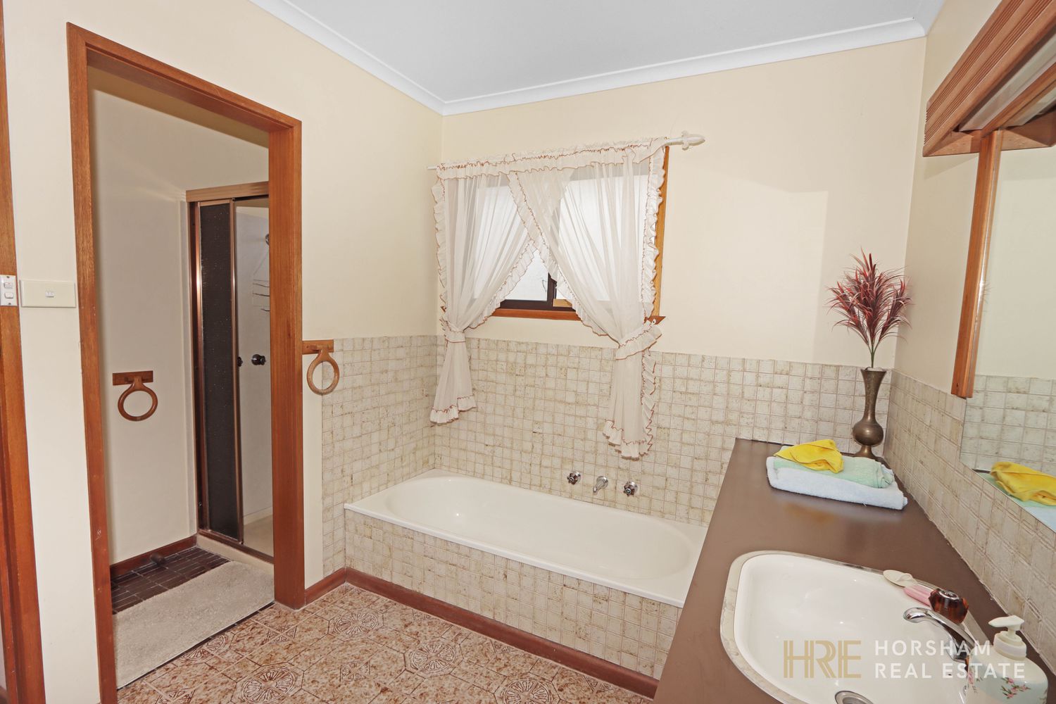 17 Schwarz Avenue, Horsham