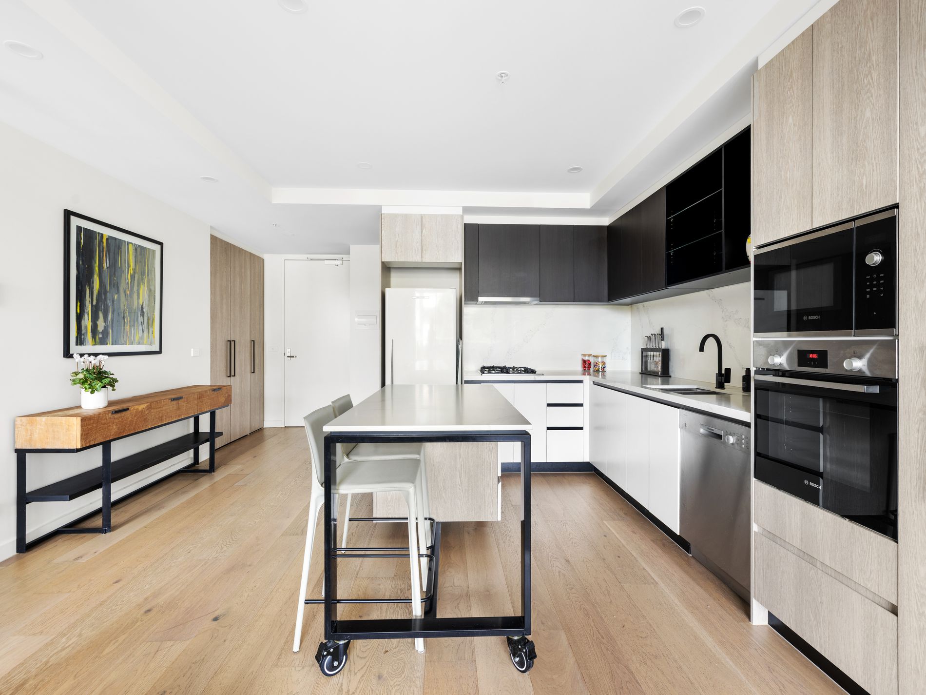 208 / 12 Napier Street, Footscray