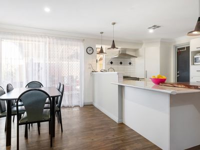 16 Pira Avenue, Karlkurla