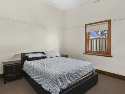 51 Anzac Ave, Seymour