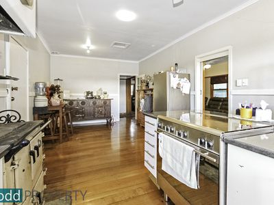 5410 Northern Highway, Tooborac
