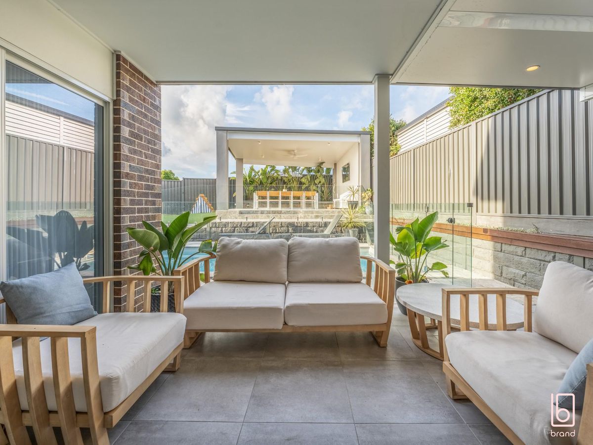 4 Freesia Way, Hamlyn Terrace