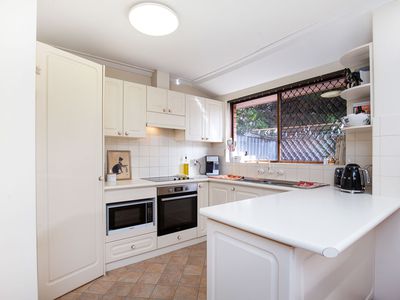 5 / 300 Preston Point Road, Attadale