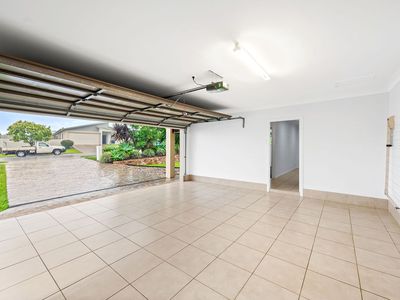 35 Jannina Drive, Atherton