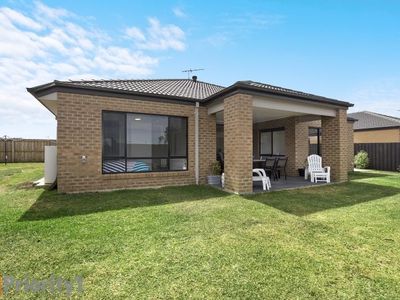 20 Sirrom Crescent, Armstrong Creek