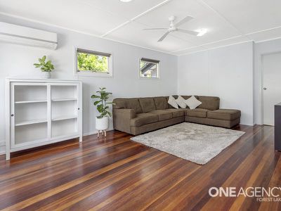 30 Doreen Cres, Ellen Grove