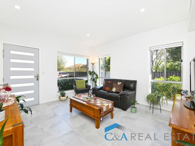 4 / 11 Marsh Parade, Casula
