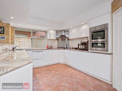 12 De Havilland View, Maylands