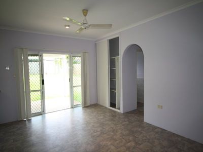 10 Edmonds Close, Bentley Park