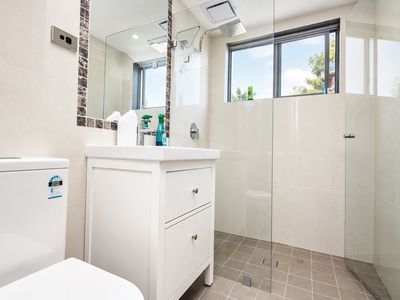 6 / 43 Colin Street, Lakemba