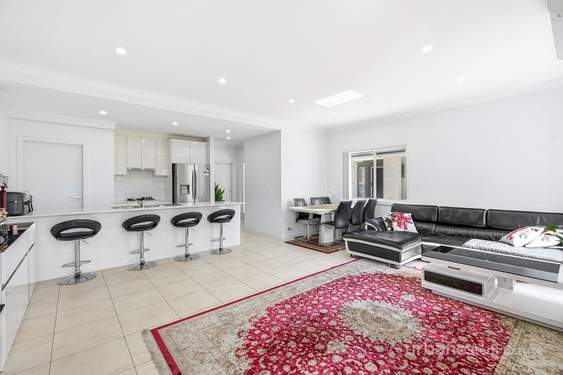 2 / 70 Rooty Hill Road North, Rooty Hill