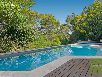 16 / 18 High Vista Drive, Mount Louisa