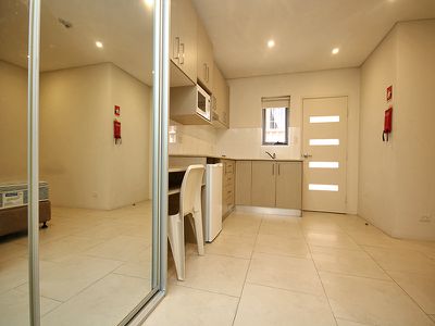 8 / 37 Mccourt Street, Wiley Park