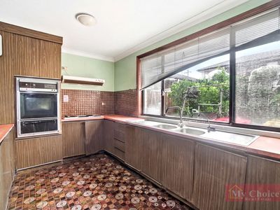 4 Senior Street, Canley Vale