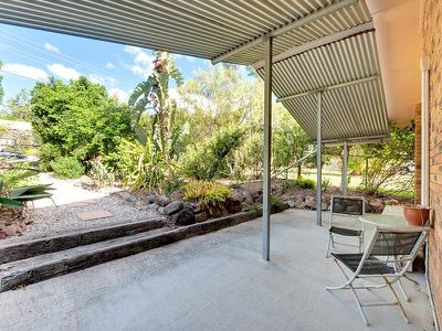 42 Katandra Crs, Bellbird Park