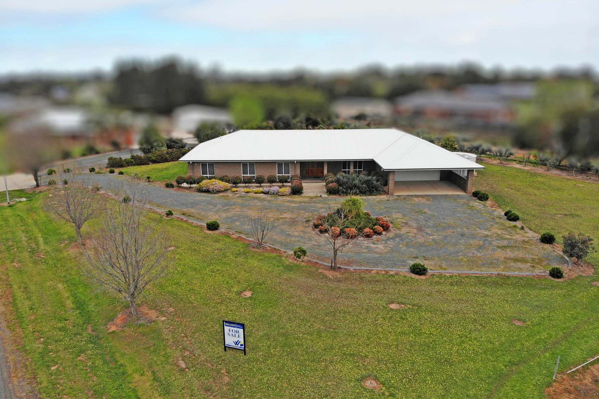 2 Jenmar Drive, Kyabram