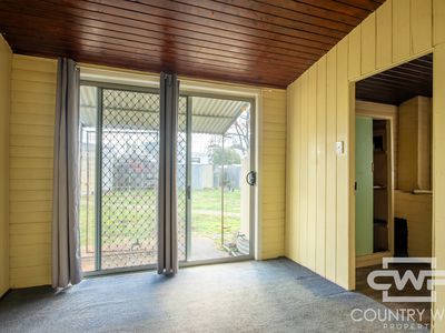8 Healeys Lane, Glen Innes