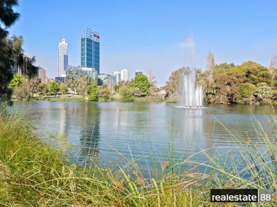 5 / 168 Mounts Bay Road, Perth
