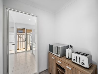 16 Modena Road, Piara Waters