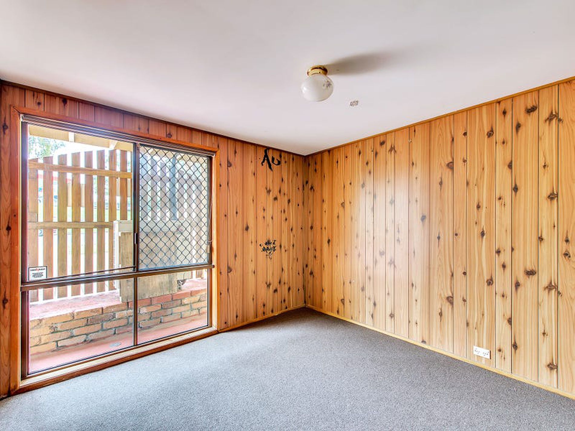 15 Eagle Street, Goodna