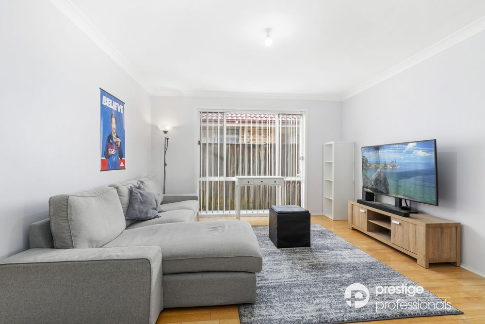 5 Glenelg Court, Wattle Grove