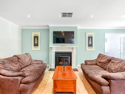 15 Packenham Promenade, Canning Vale