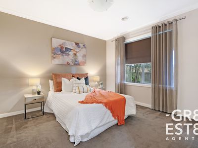 7 Crepe Avenue, Cranbourne West