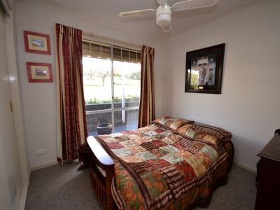 12 Allamar Court , Tawonga South