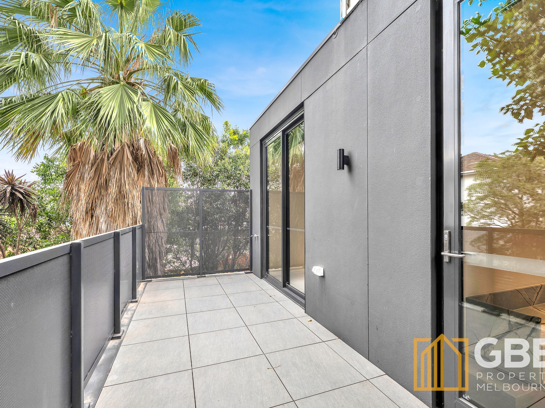 104 / 1 Foam Street, Elwood