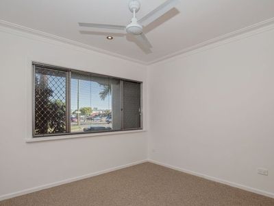 30 Burrows Street, Biggera Waters