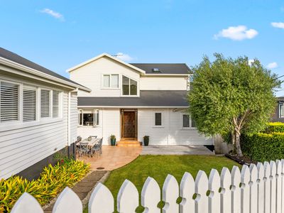 15 Seaview Road, Castor Bay