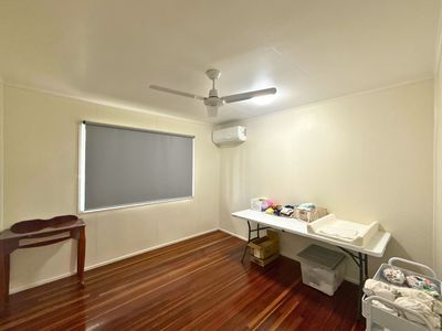 12 Brock Crescent, Dysart