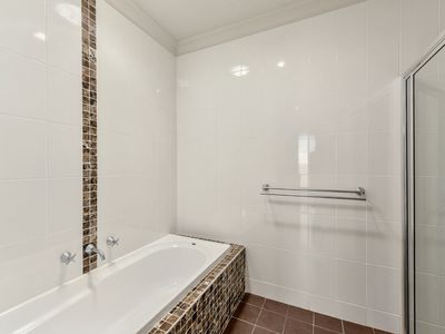 19A Lake Terrace West, Mount Gambier
