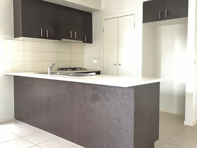 5 Bondi Parade, Point Cook