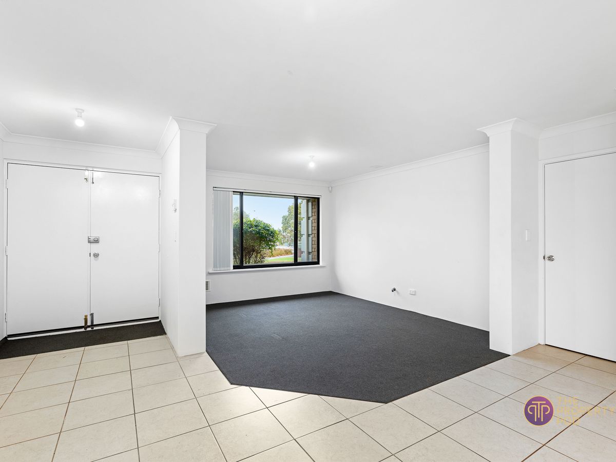 6 Lotus Court, Bertram