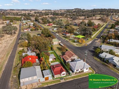 2 Main St           , Lyndhurst