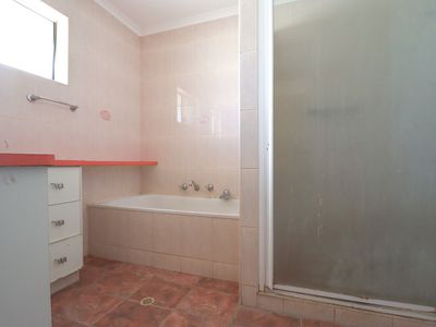 6 Koolama Crescent, South Hedland