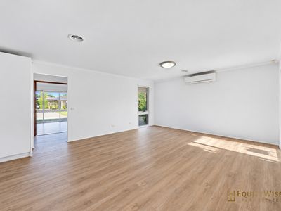 4 Rosedale Place, Wyndham Vale