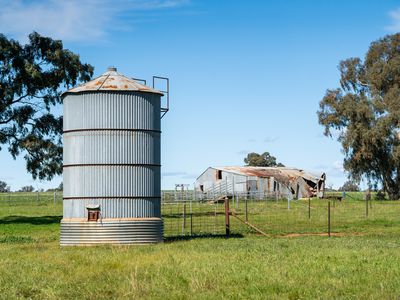 312 Merri Meric Road, Henty