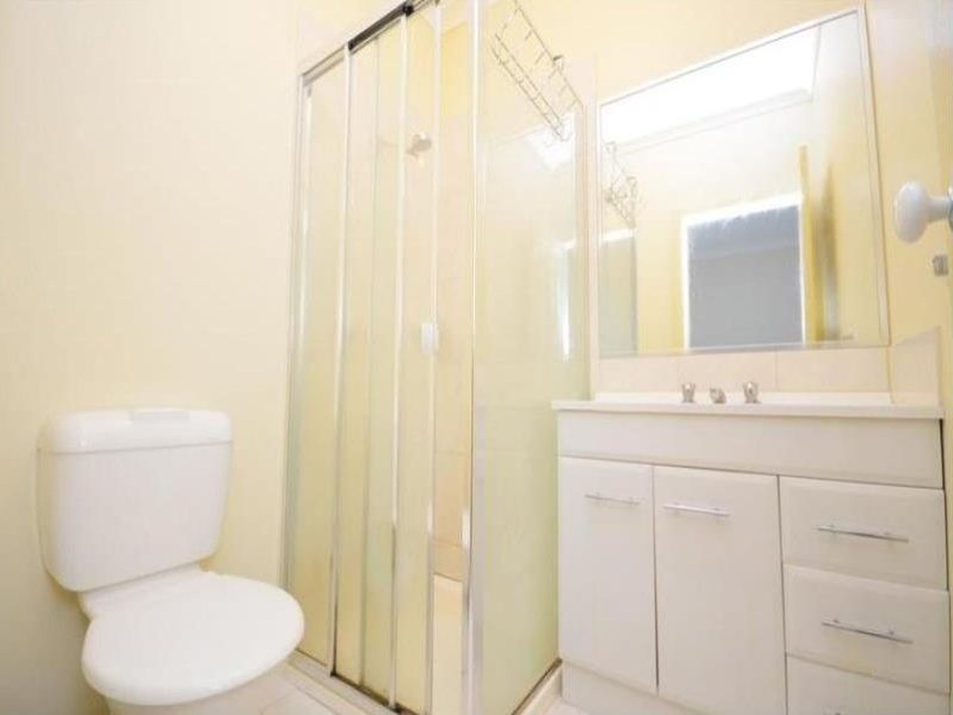 2A Moira Street, Sunshine