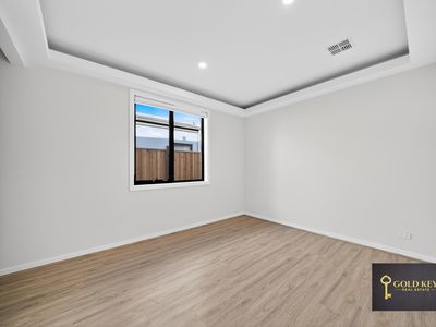 43 Barcelona Way, Tarneit